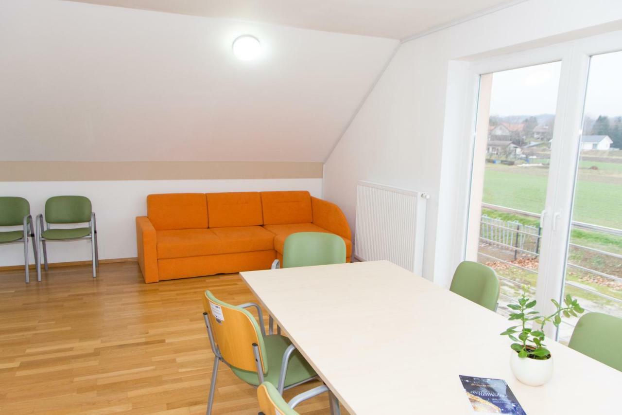 Apartma Murania レンダヴァ エクステリア 写真